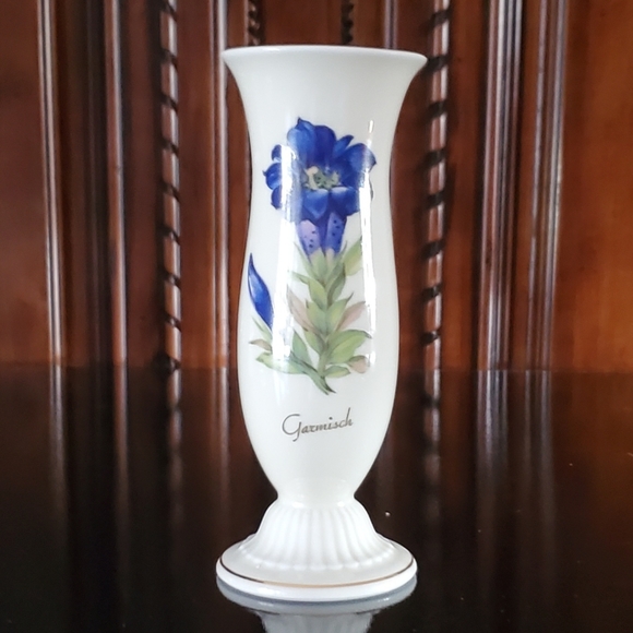 🇩🇪 6 1/8" "Garmisch" Floral Porcelain Bud Vase by Plankenhammer Floss Bavaria - Picture 1 of 11